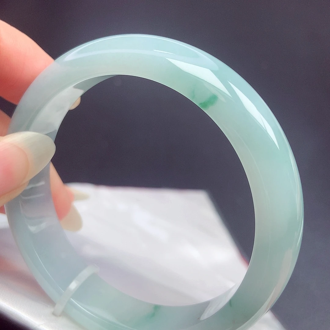 翡翠未镶嵌手镯55圈口