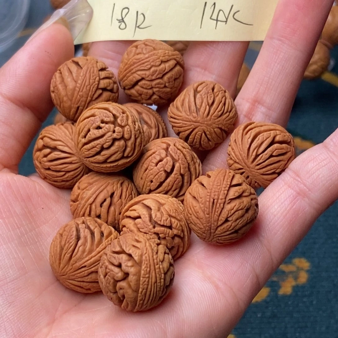 桃核吊坠秦岭龙纹桃核1