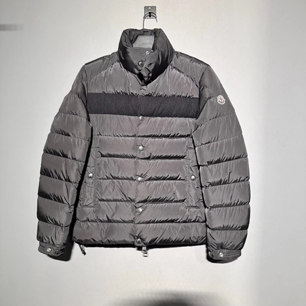 99新 MONCLER 烟灰色立领羽绒服长袖外套夹克2码价14200