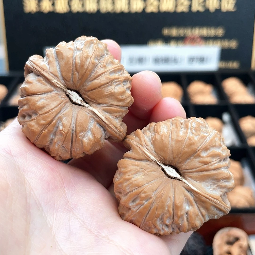 把件文玩核桃43尺48克深凹底卡姿兰近正肩4333