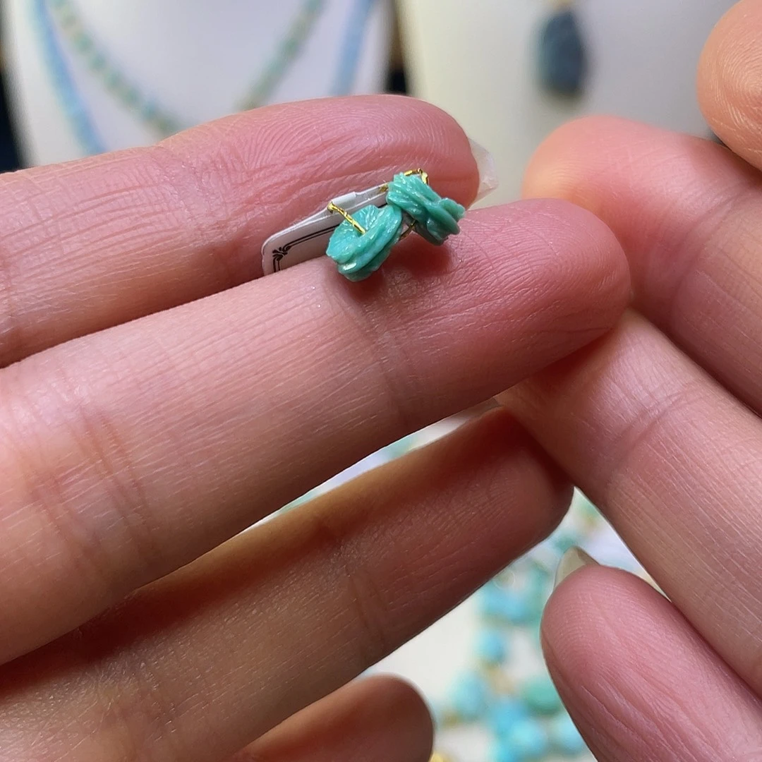 绿松石未镶嵌羽毛扣