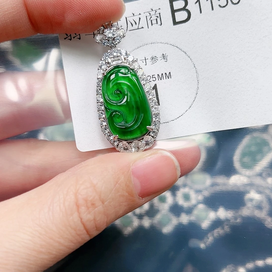 翡翠颈饰未镶嵌翡翠1150