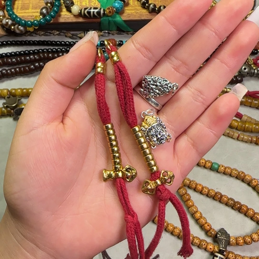 記***得大叶紫檀（黑酸枝木类）