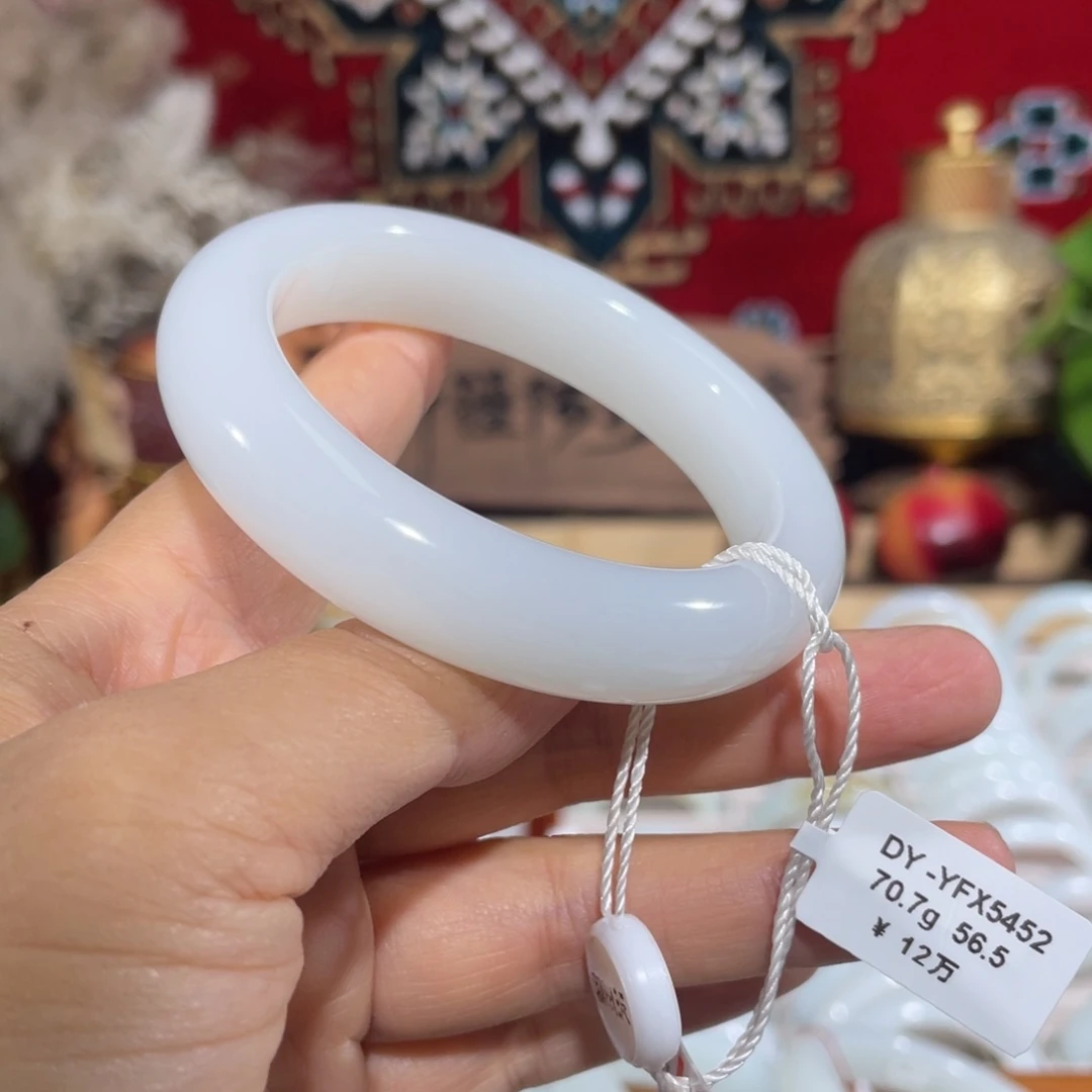 和田玉手镯未镶嵌新疆羊脂白玉手镯 宽14 毕业 56.5圈