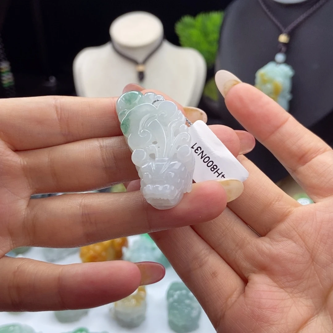 颈饰未镶嵌翡翠A34 冰胶飘花如意貔貅