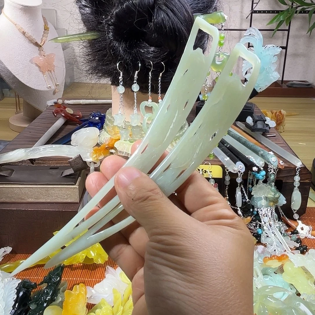 蛇纹石玉合金发饰