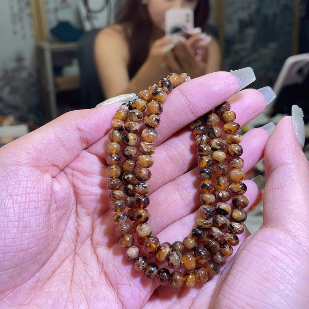 未镶嵌琥珀裸石抚顺琥珀6+蜜蜡