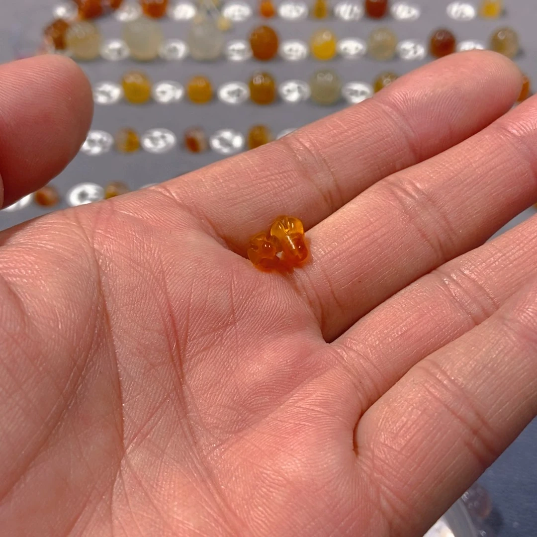 玛瑙/玉髓颈饰合金威****东弟子珠