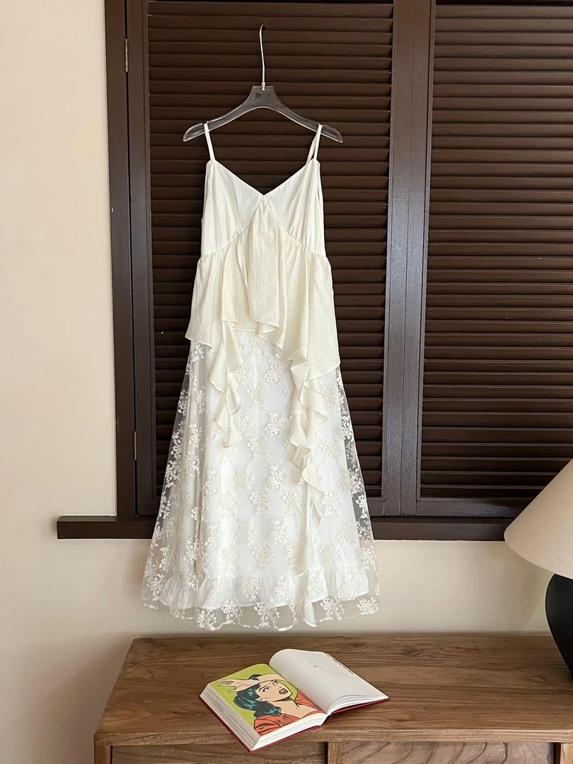 【仙德瑞拉】26311 海边度假风仙气飘飘吊带蕾丝拼接绝美连衣裙显瘦