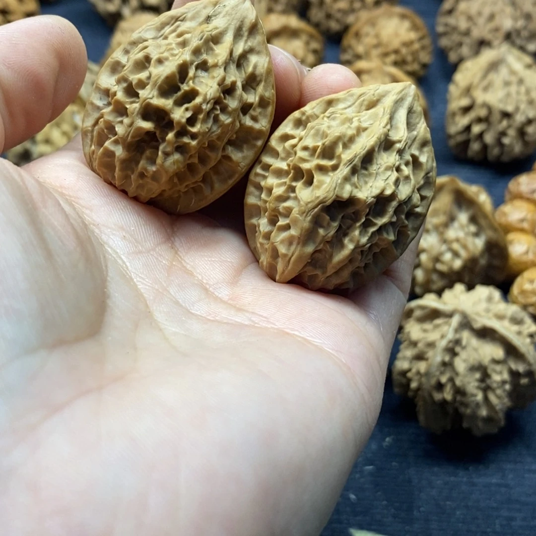 吊坠文玩核桃凤凰羽30