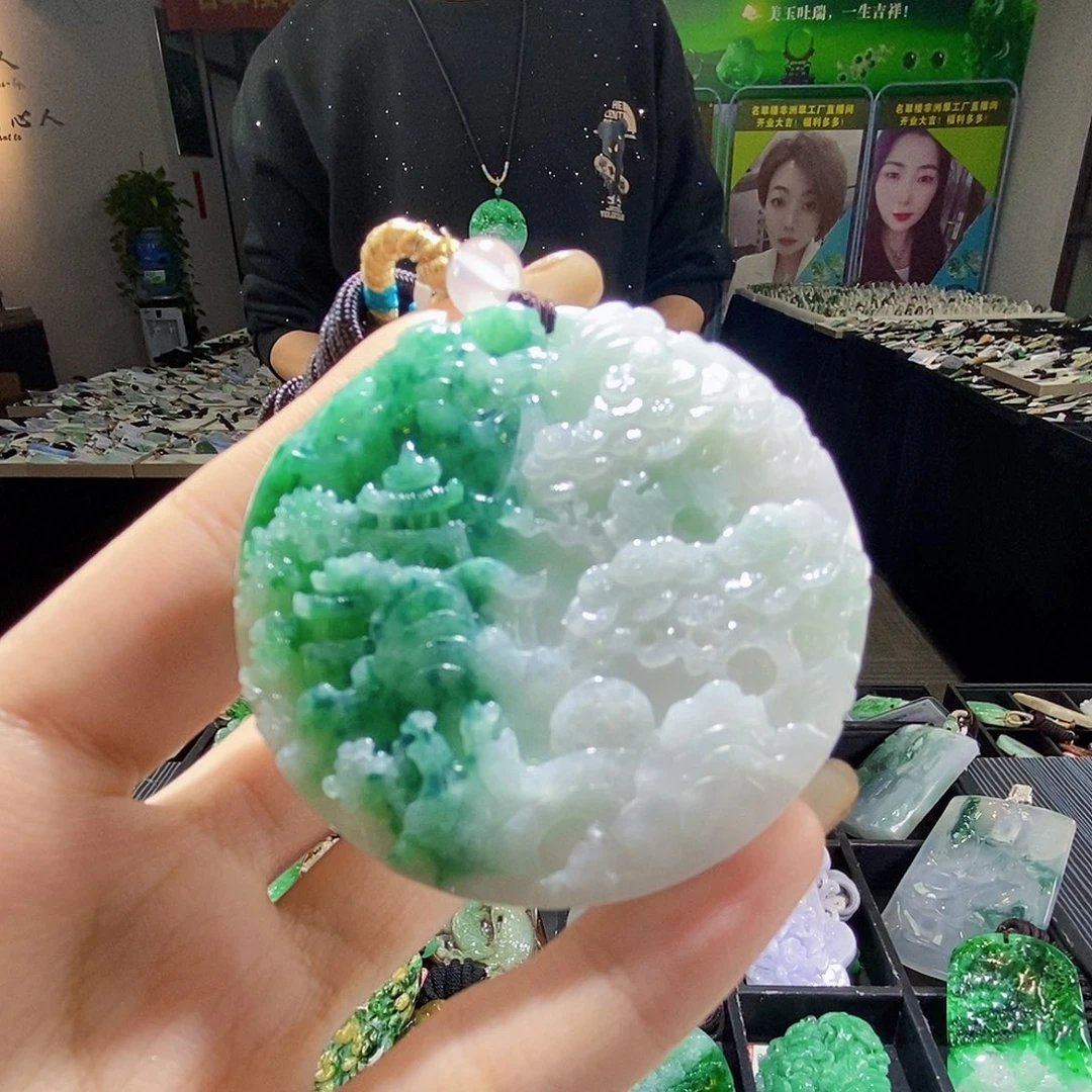 颈饰未镶嵌翡翠翡翠
