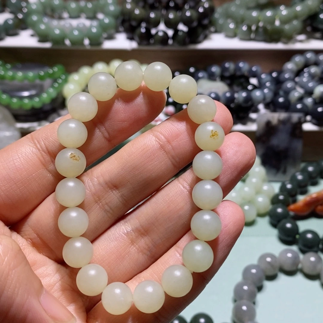 和田玉手链未镶嵌守****候