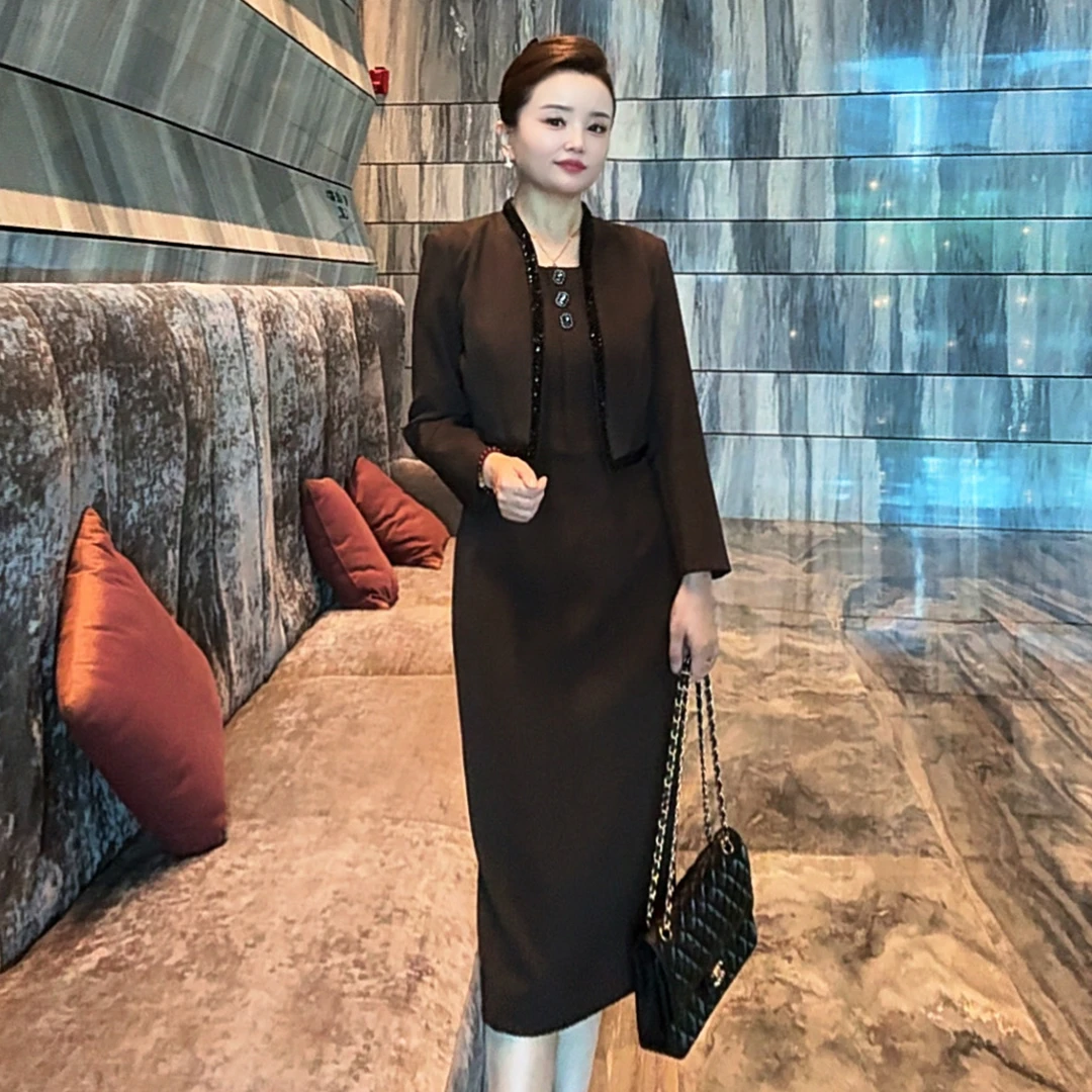 唯伊公馆秋季新款轻职圆领钉珠假两件外套式高雅复古连衣裙98745