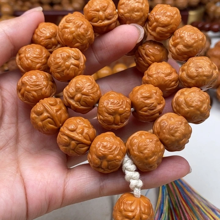 吊坠猴头核桃禅王手持