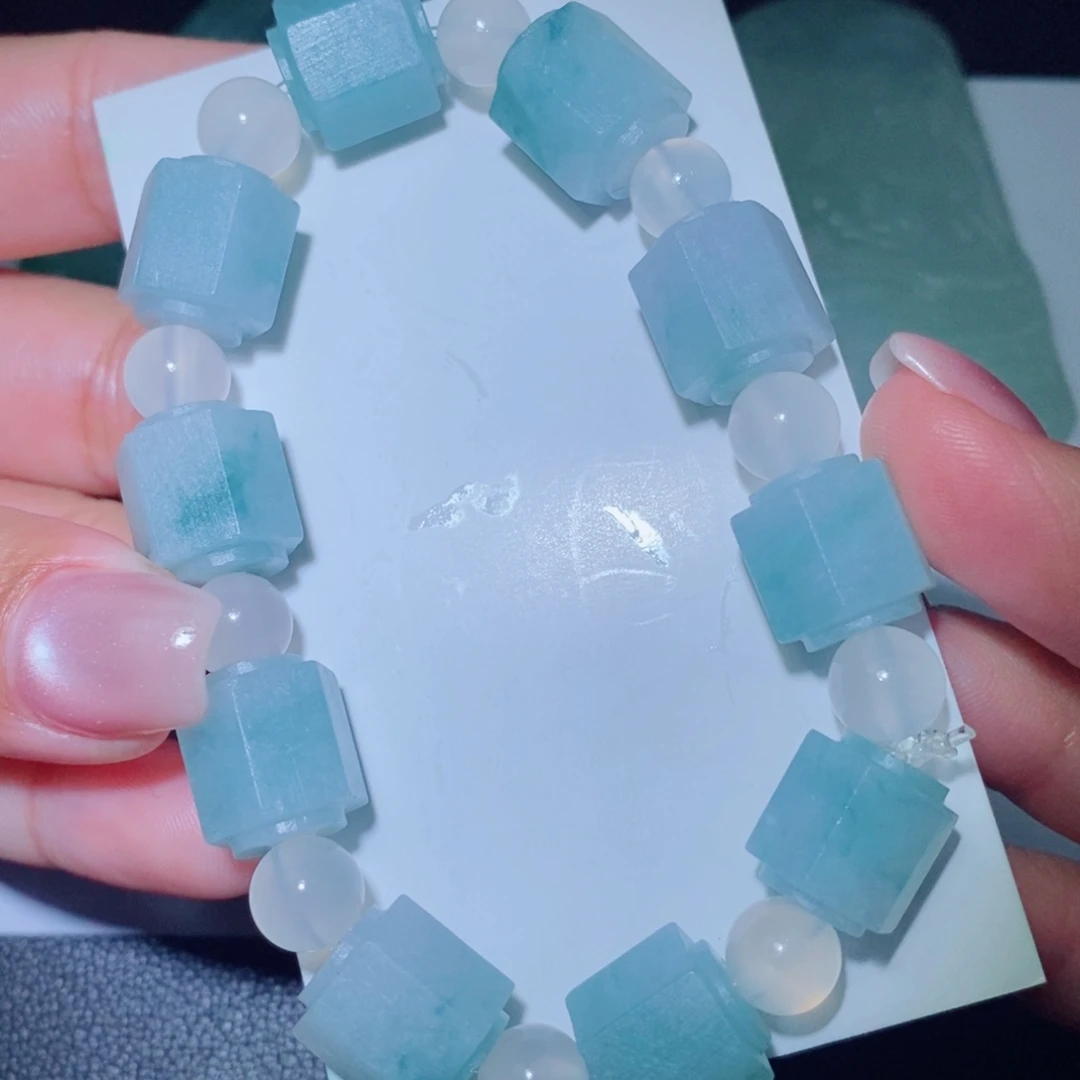 定制翡翠未镶嵌吊坠