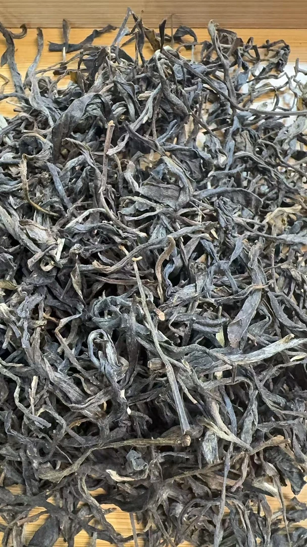 2月23日 500克  24年卧龙山  生茶散茶 QW021