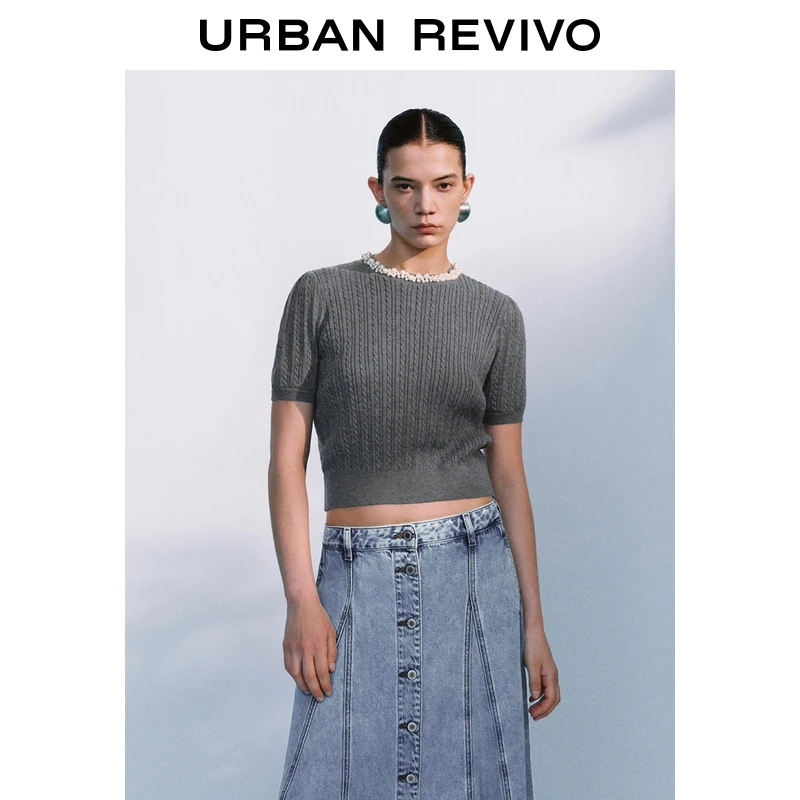 UR2026春季新款女气质绞花肌理珍珠装饰短袖针织衫UWG950198