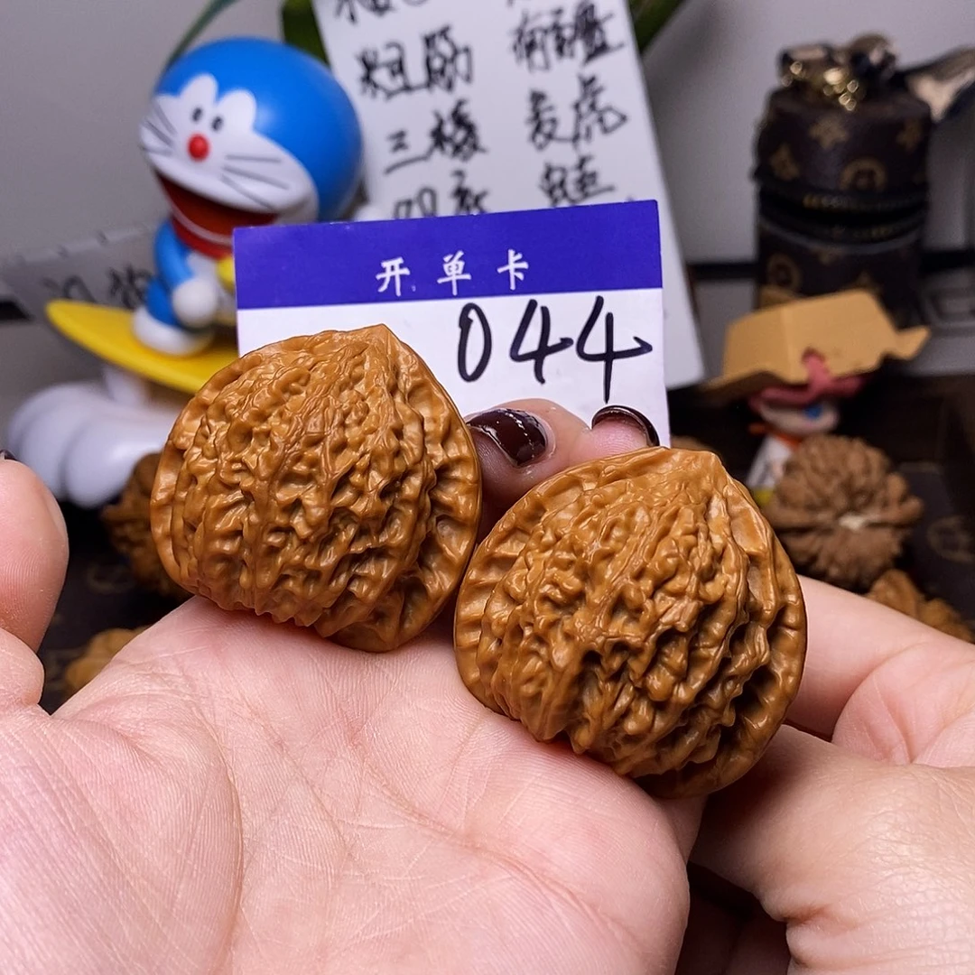 桃核吊坠文玩核桃金牛43微微修n