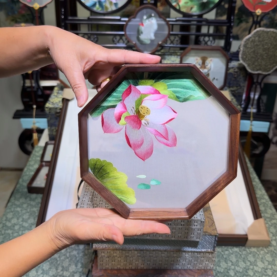 刺绣手工苏绣工艺制作技艺精湛