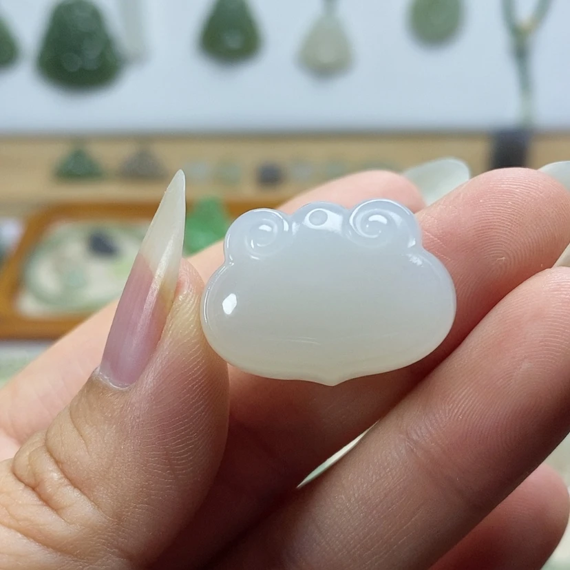 【闪购商品】颈饰未镶嵌和田玉
