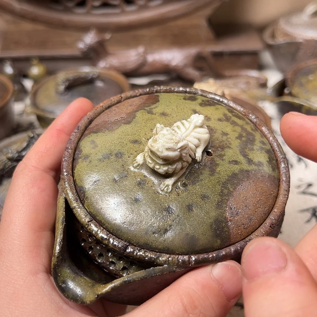 暖敬欣柴烧狮子摘宝瓶