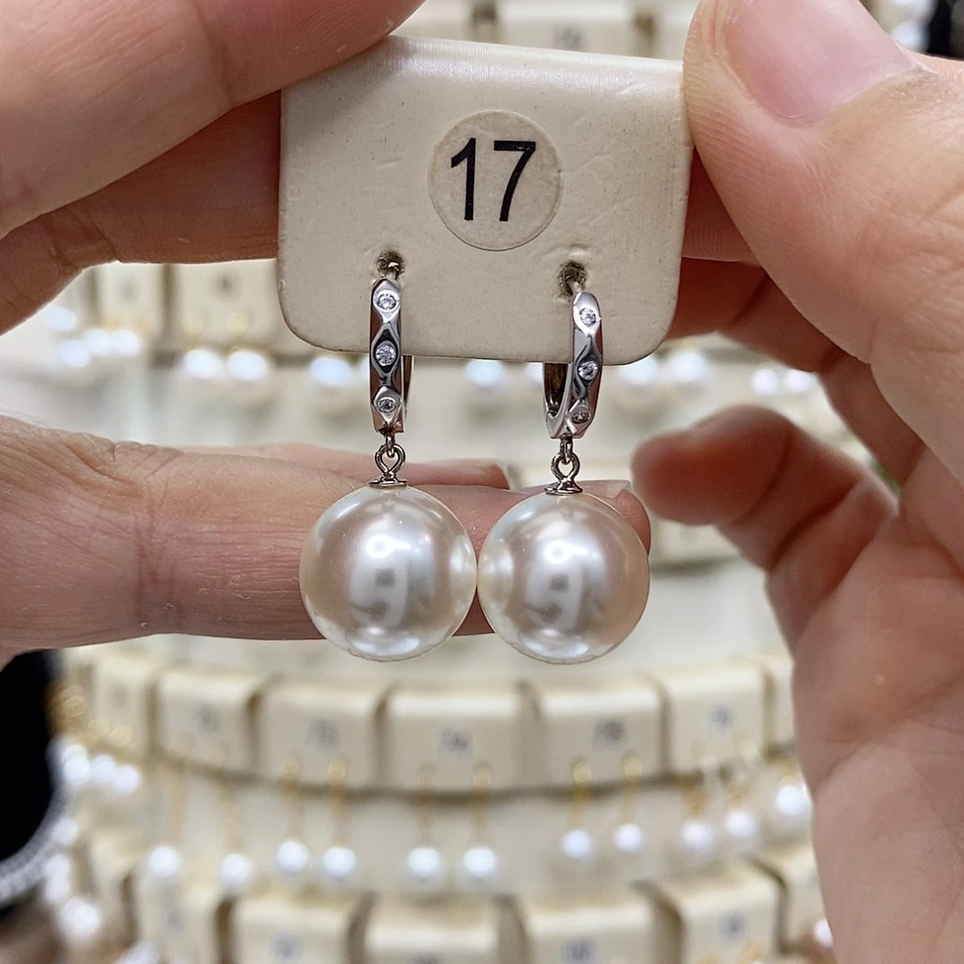 银S925镶嵌淡水珍珠耳饰