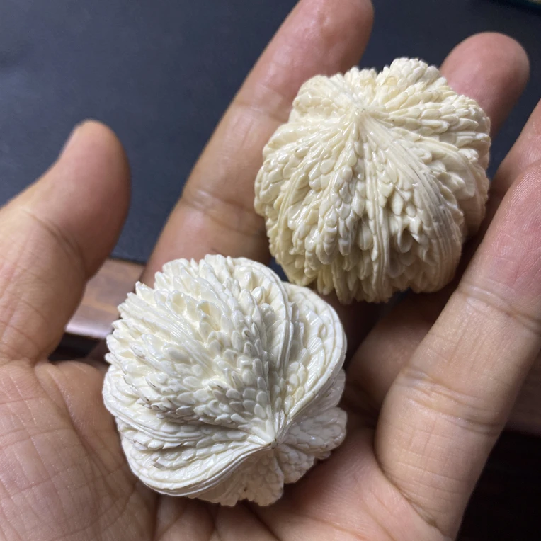 天然保真猛犸象牙手工雕刻核桃，支持鉴定假一罚四