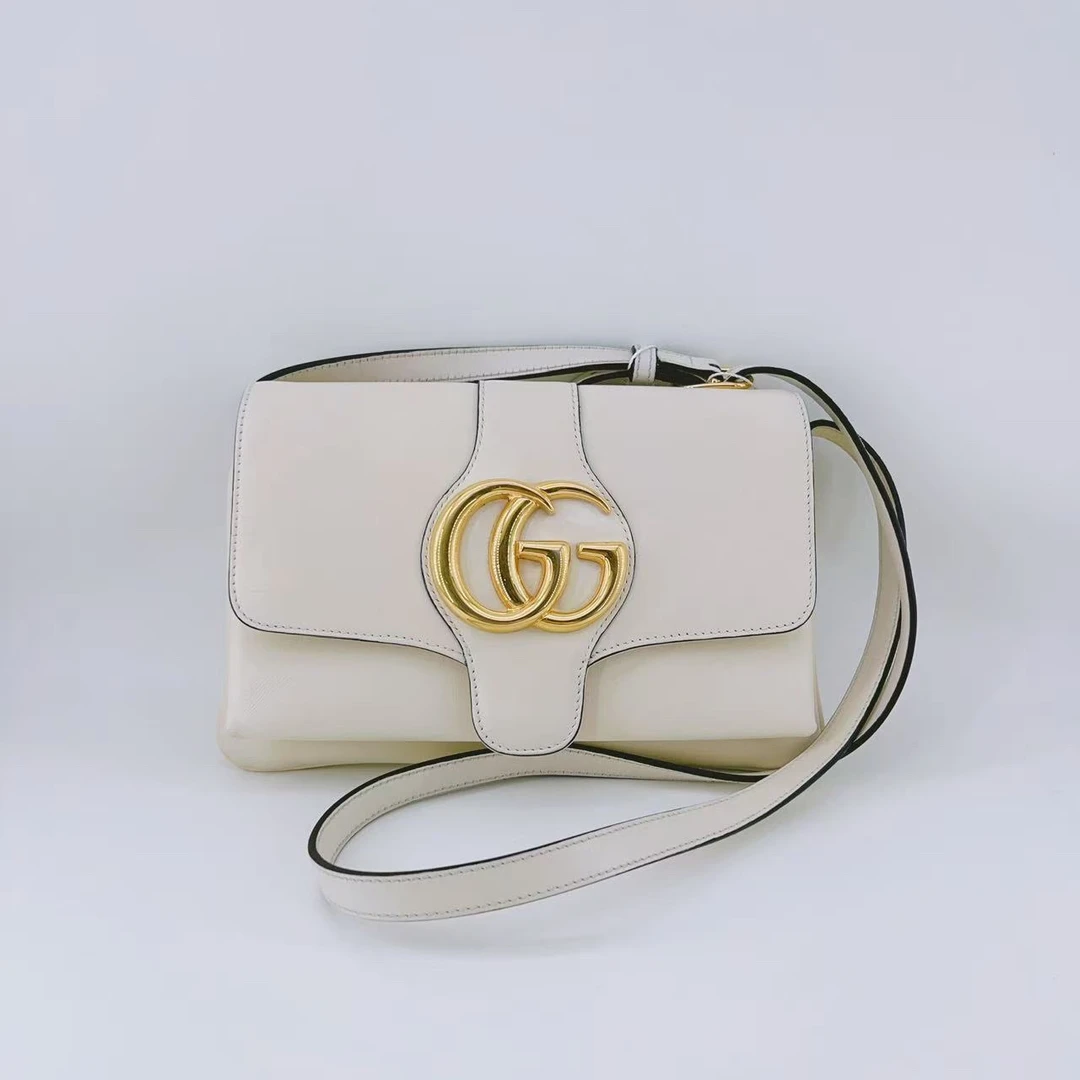 95新 GUCCI/古驰  白色斜挎包 1647 1909
