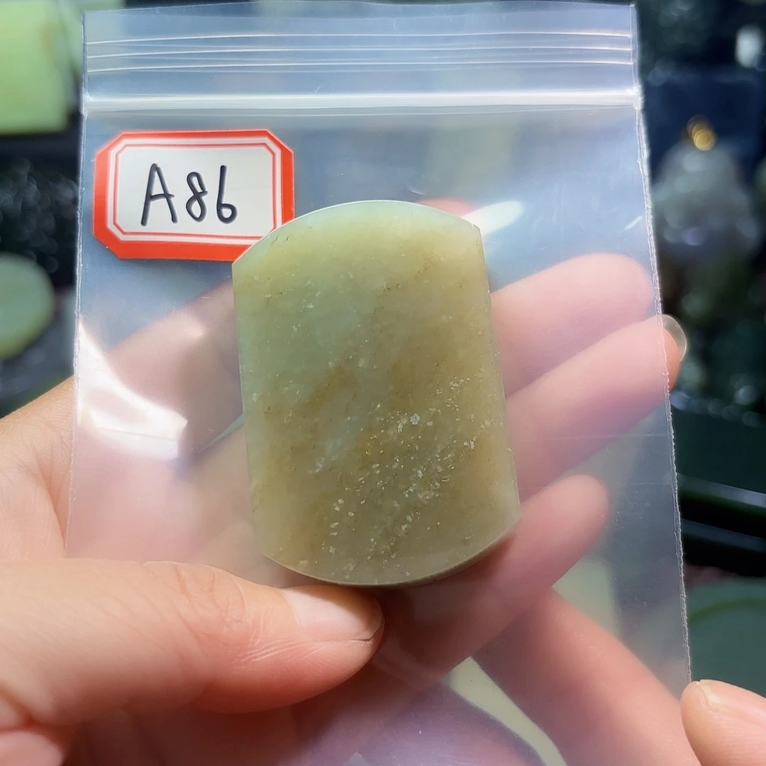 和田玉未镶嵌珠宝半成品