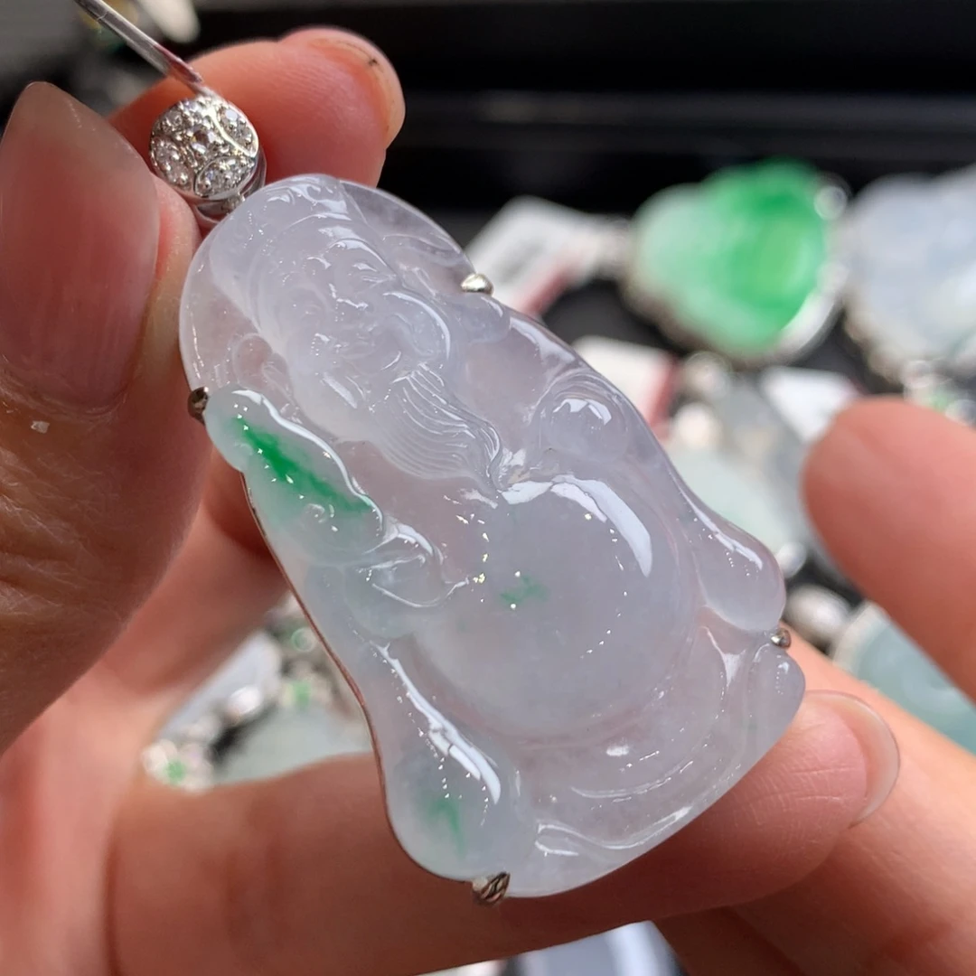 翡翠18K金镶嵌颈饰翡翠