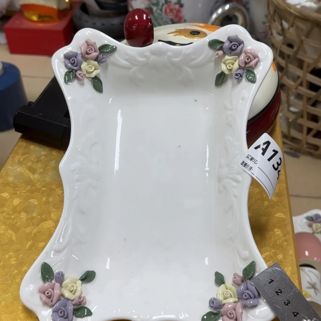 瓷片陶瓷工艺轻微瑕疵