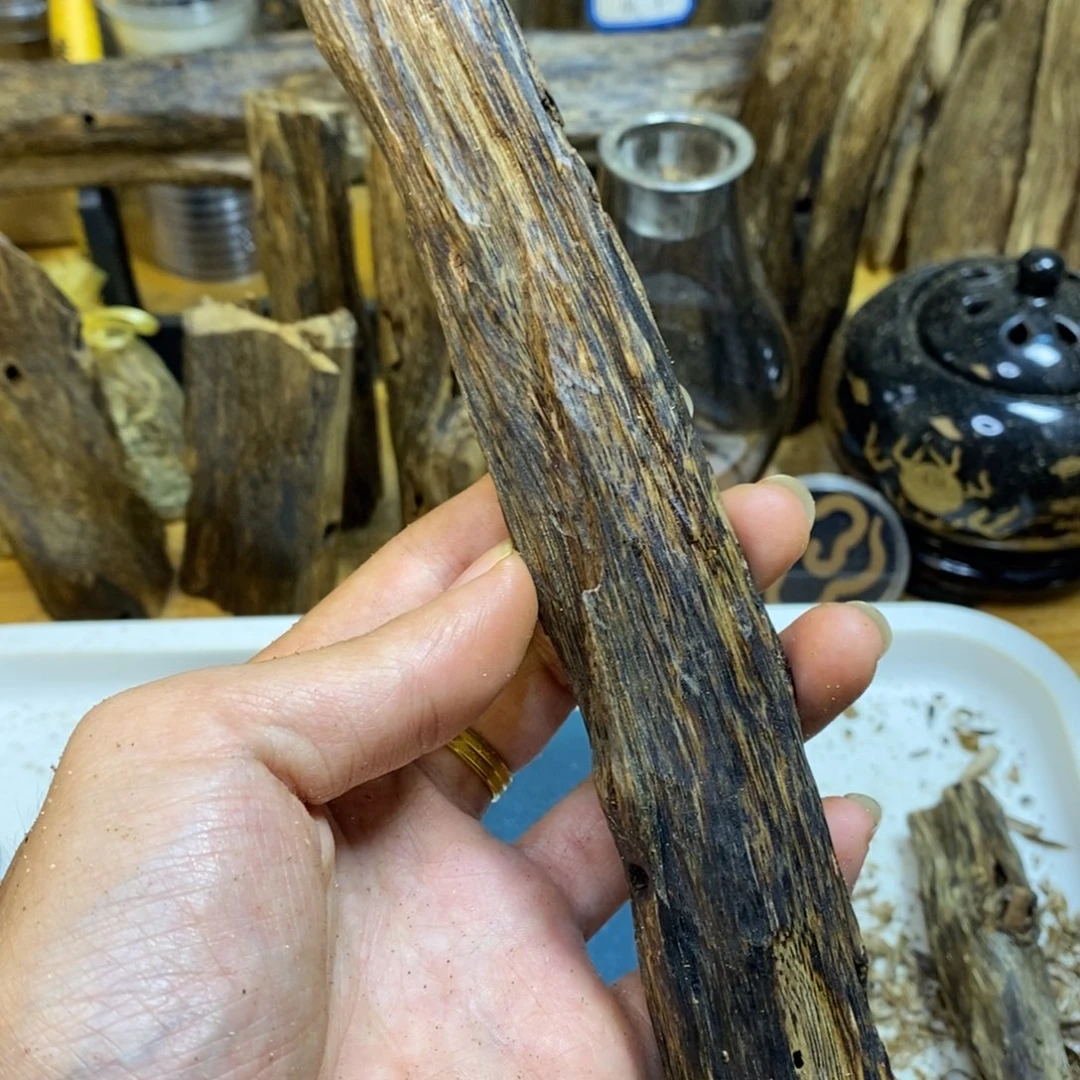 沉香高油香薰乌身43克