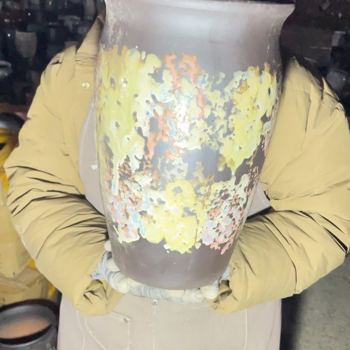 紫砂花盆口20高33瑕疵瑕疵