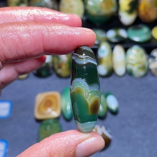 【闪购商品】玛瑙/玉髓未镶嵌珠宝奇石