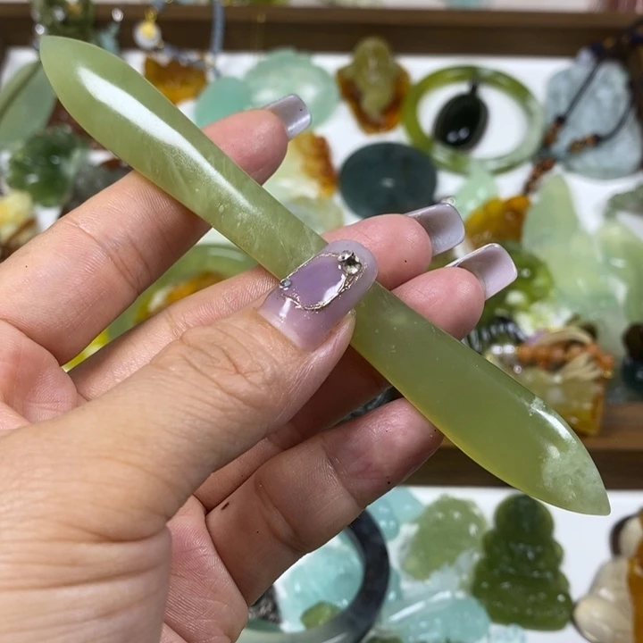 蛇纹石玉未镶嵌发簪