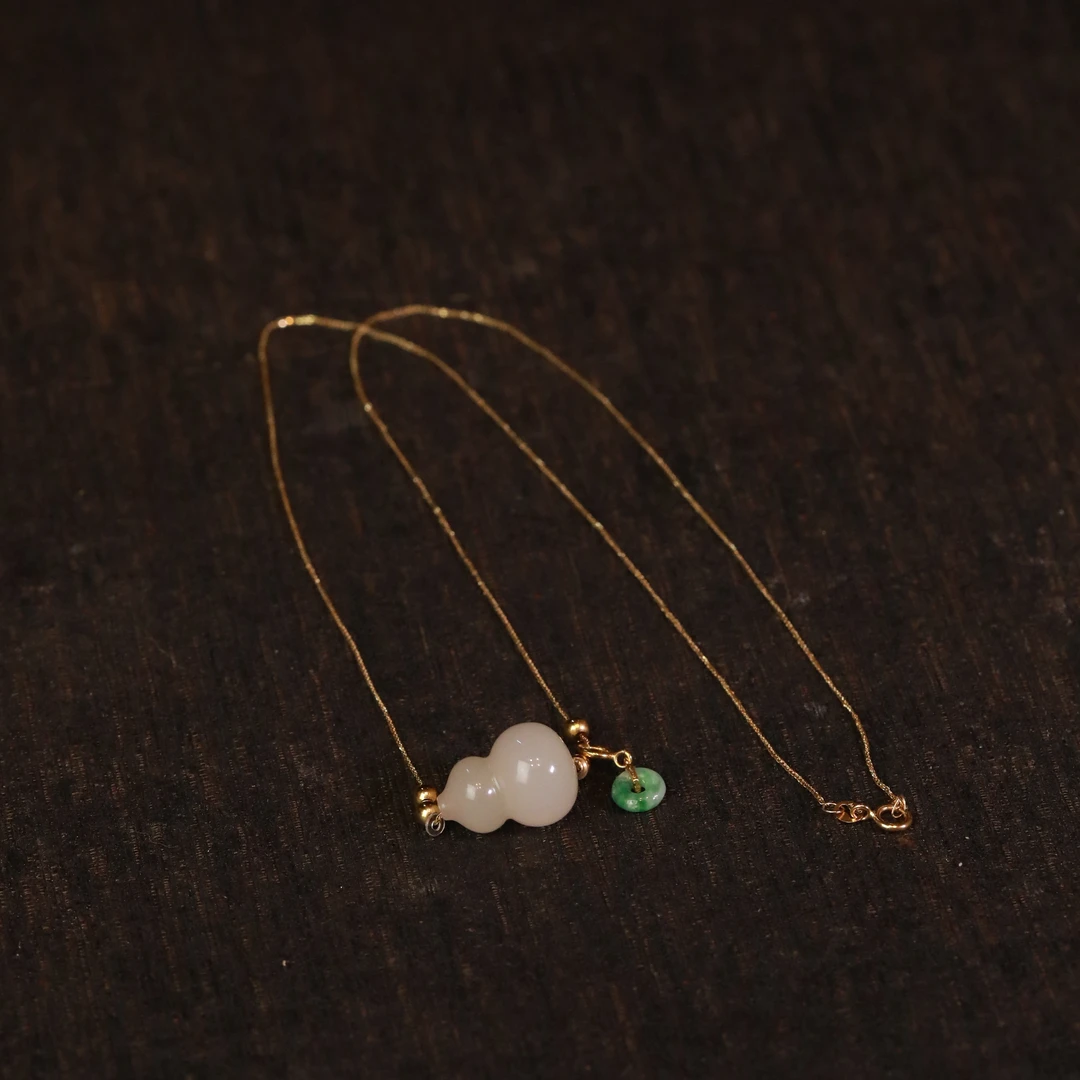 珊葫|和田玉*项链*18K金镶嵌YNB25041917多样性发其一