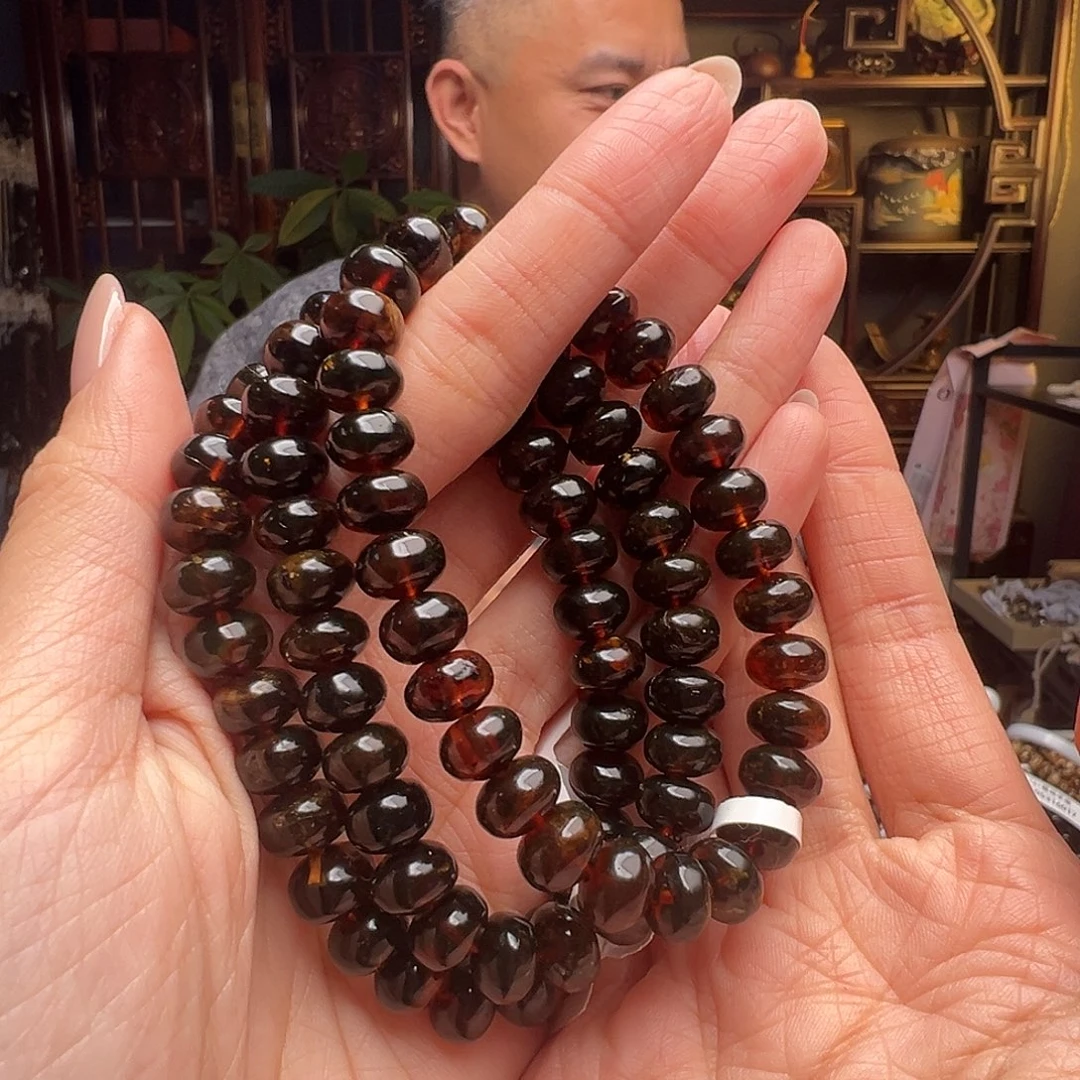 琥珀未镶嵌裸石抚顺琥珀10647九多样性发其一