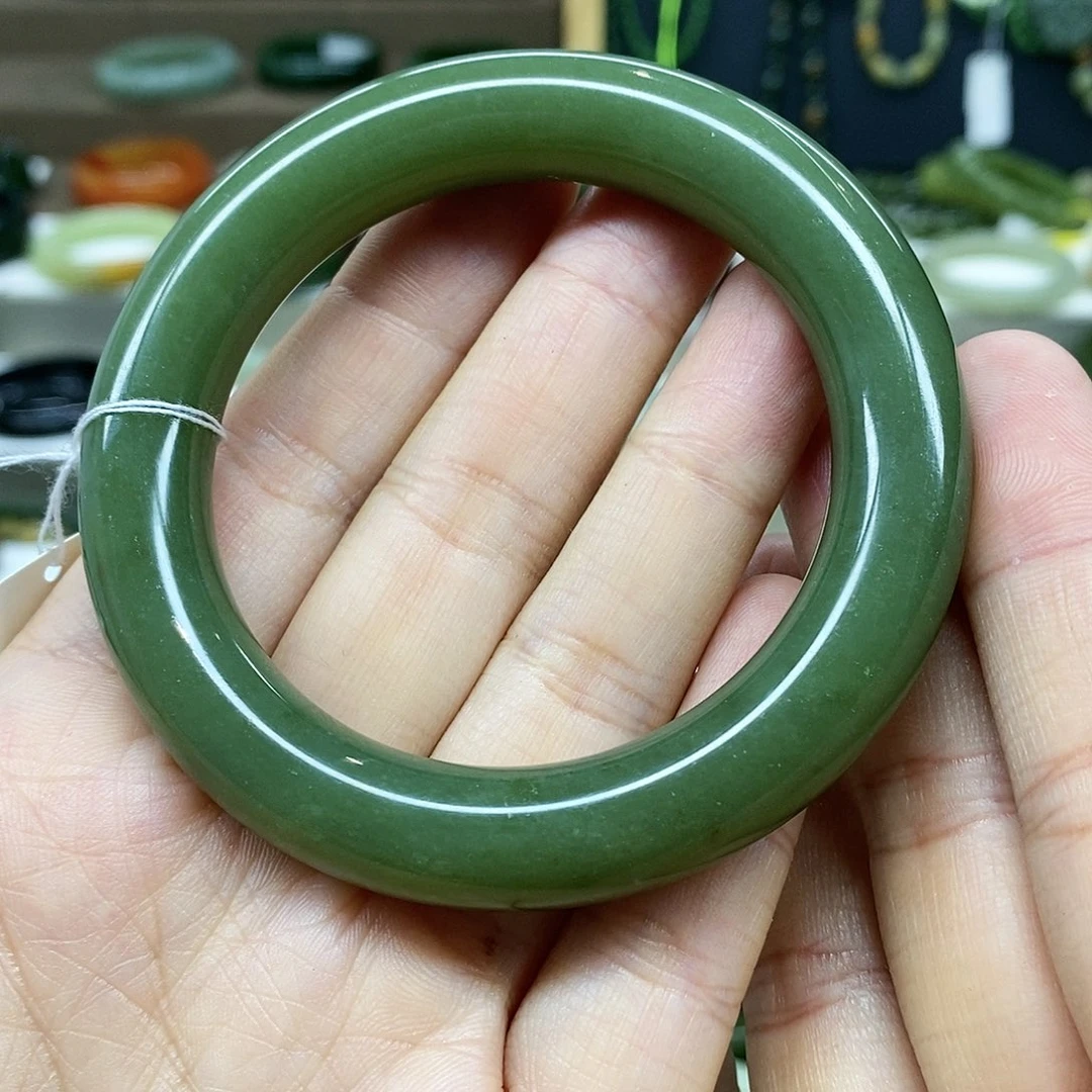 【闪购商品】未镶嵌手镯和田玉