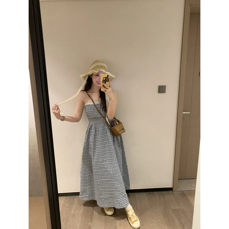 小沈美眉 春日来信 格纹抹胸连衣裙春季蕾丝拼接收腰显瘦长裙子女