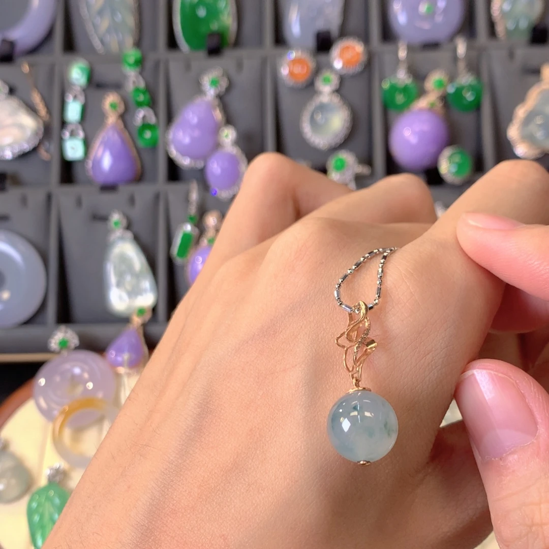 吊坠(不含链)18K金镶嵌翡翠