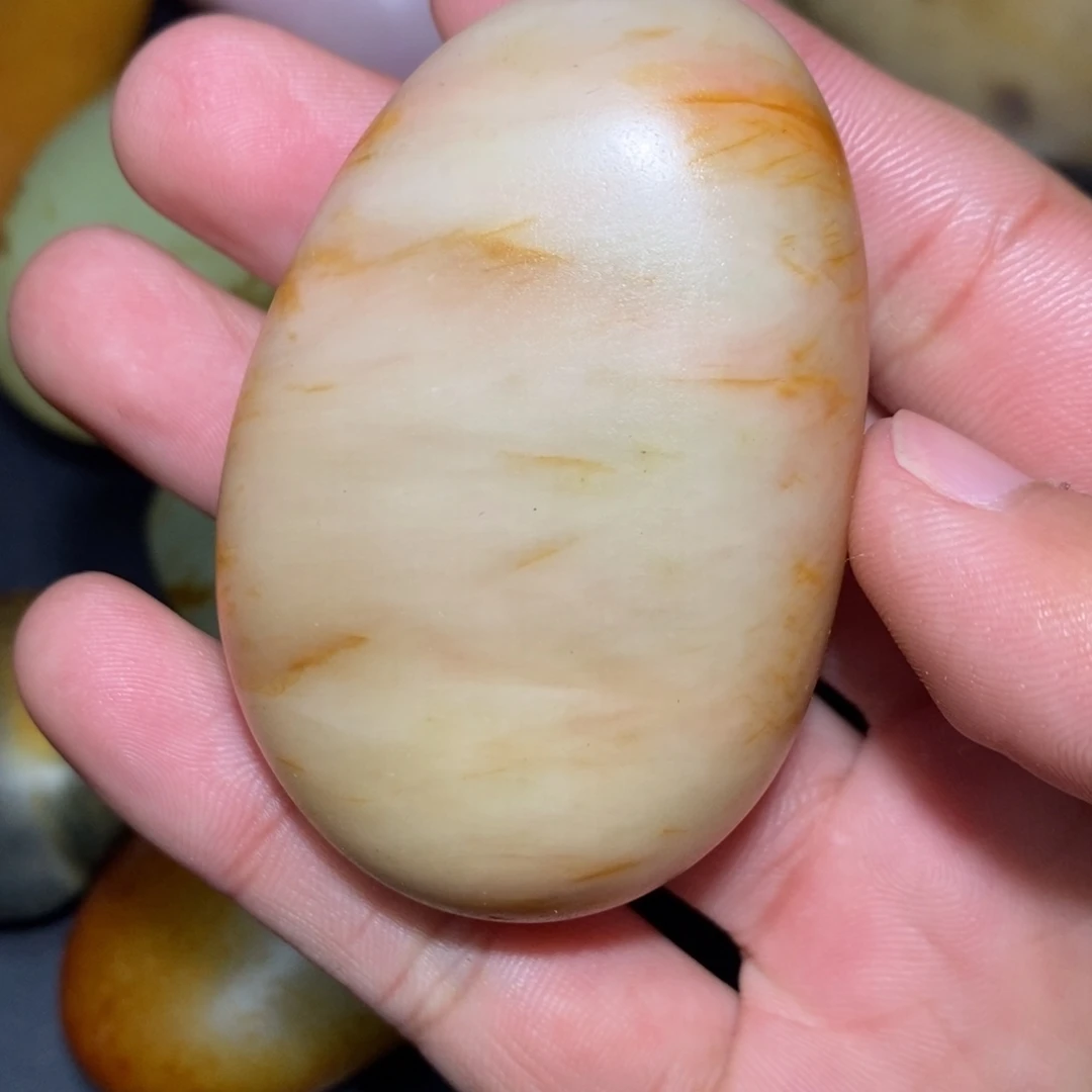 和田玉未镶嵌珠宝奇石