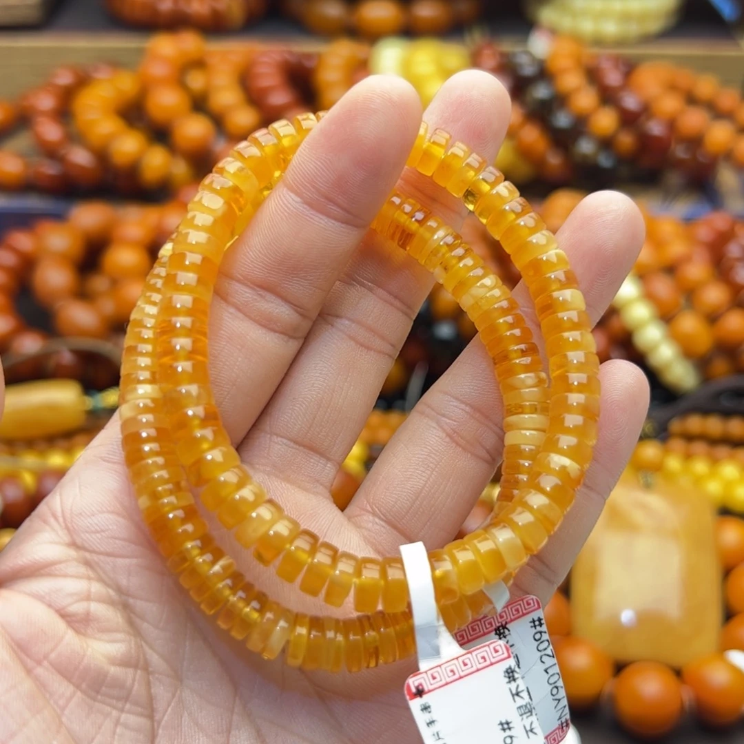 琥珀未镶嵌珠宝奇石多样性发其一