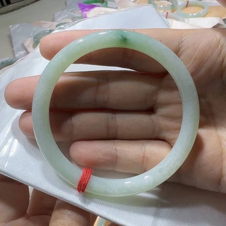 未镶嵌手镯翡翠56.8