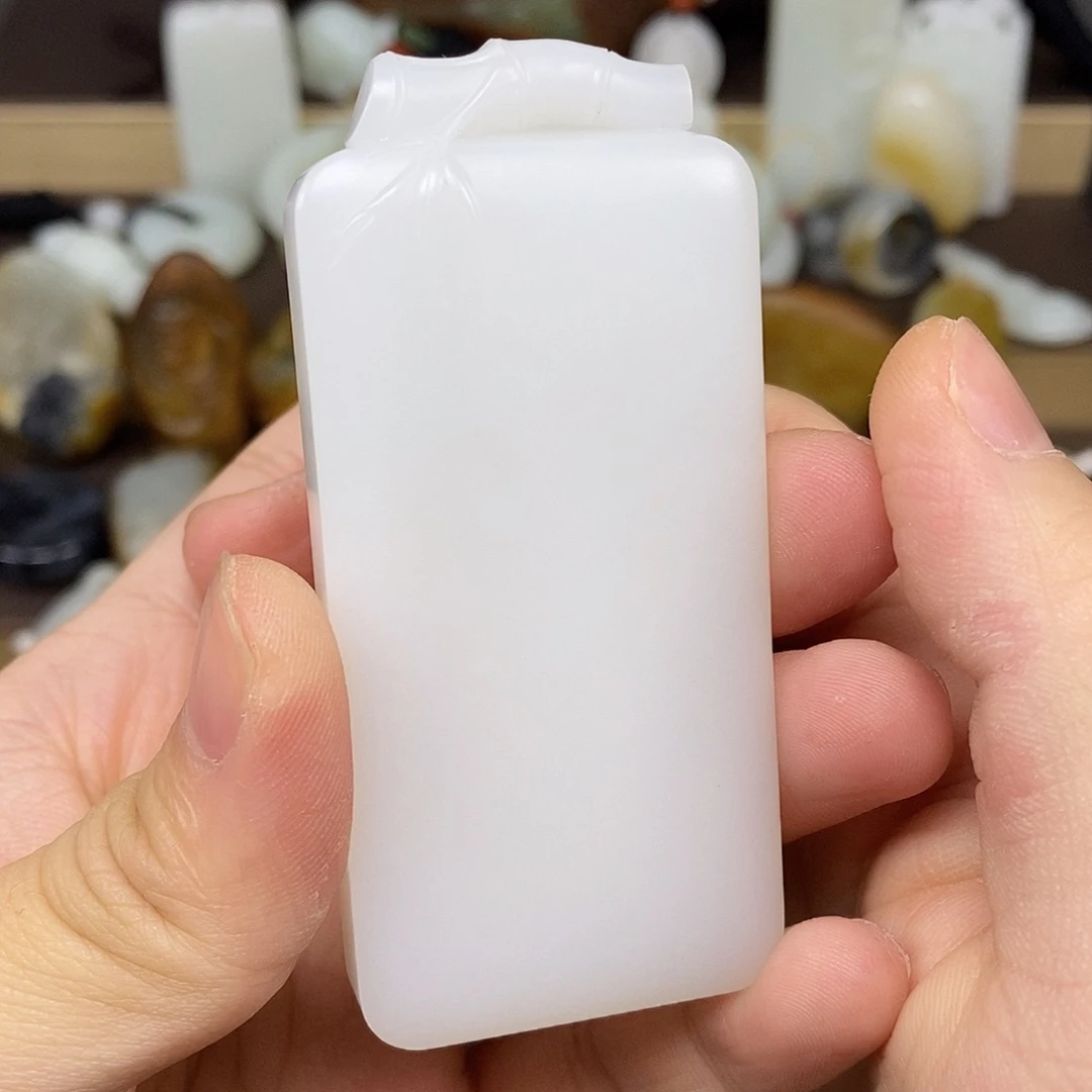 和田玉未镶嵌颈饰31