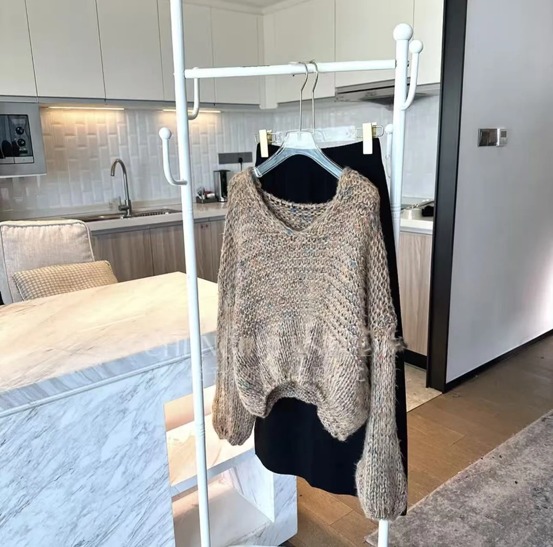 慵懒风V领混色扎染灯笼袖毛衣女秋冬新款宽松显瘦减龄上衣针织衫