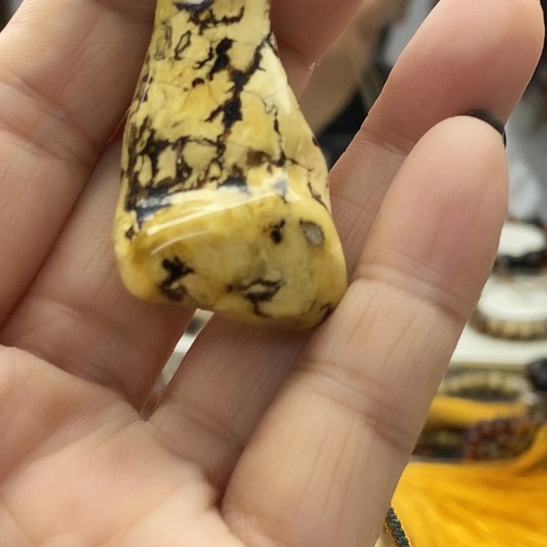 用***1琥珀未镶嵌裸石琥珀19