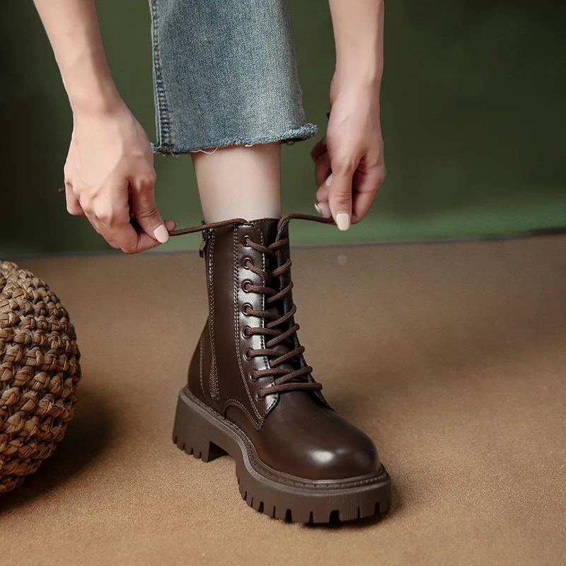 英伦风厚底马丁靴女靴子2025新款秋冬爆款系带短靴百搭棕色机车靴