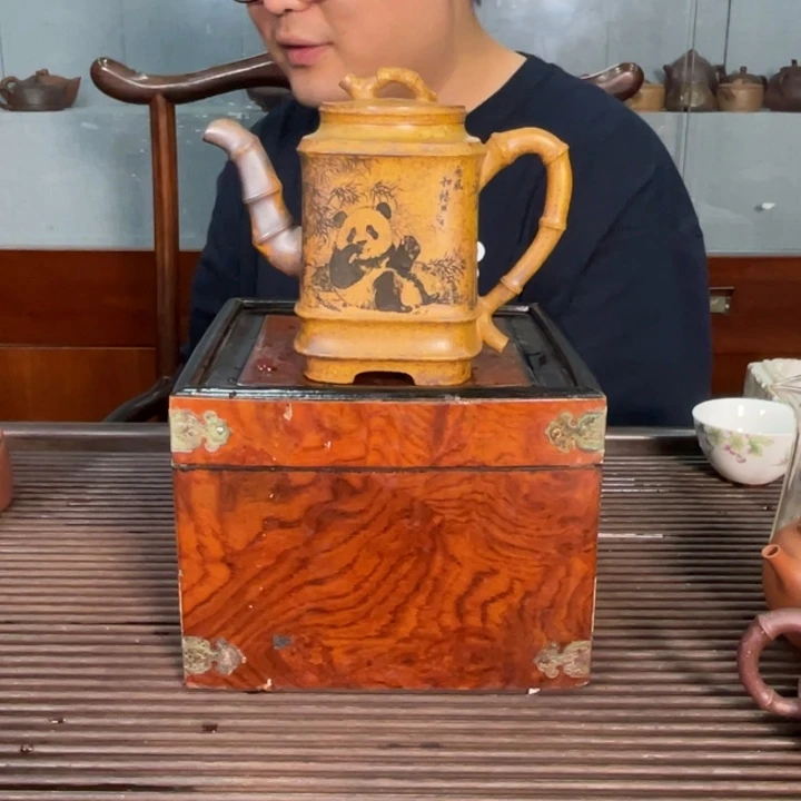 灯***珊哈哈哈我还没有那么爱的