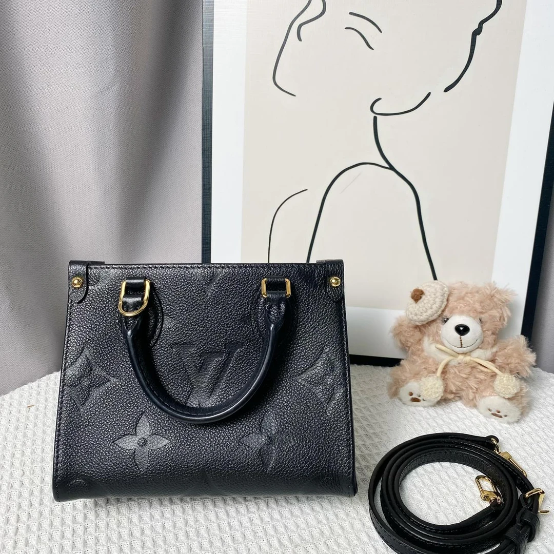 Lv onthego bb全皮黑包11459983