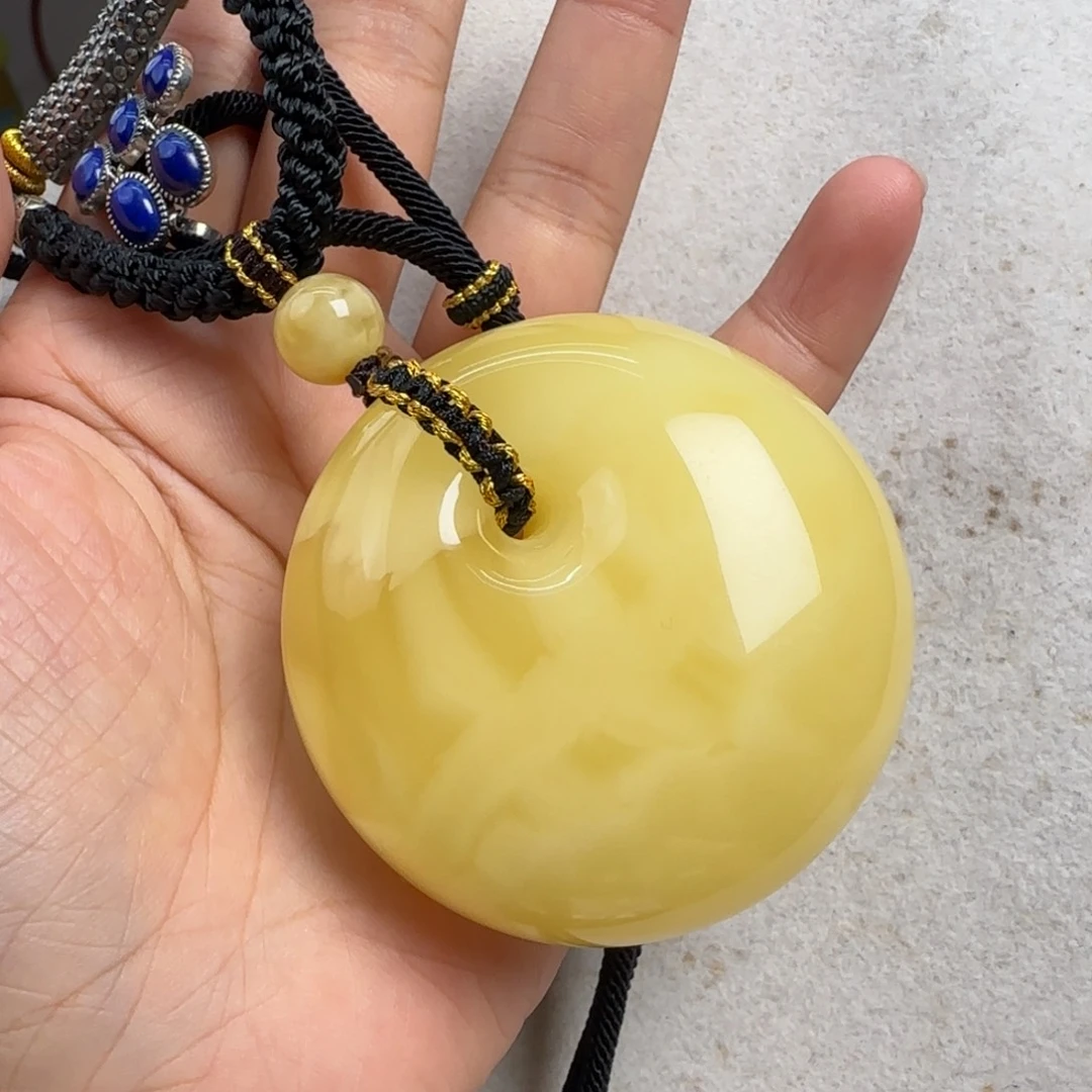 蜜蜡未镶嵌珠宝奇石
